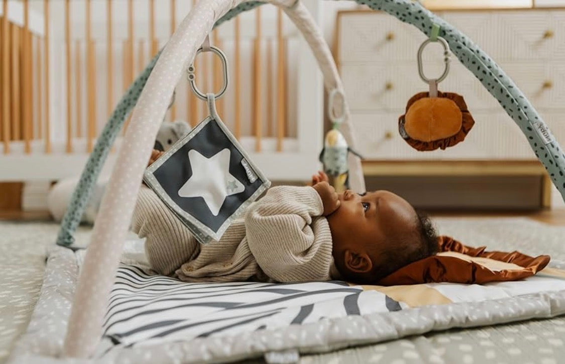 Nuby Animal Adventures Baby Play Mat – Palestra giocattolo con giocattoli