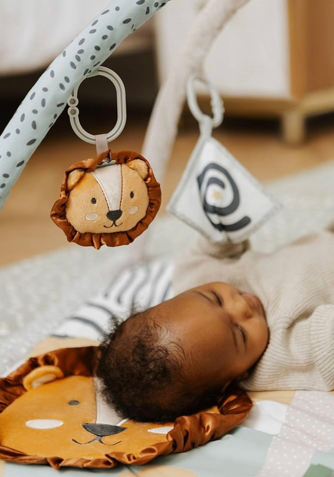 Nuby Animal Adventures Baby Play Mat – Palestra giocattolo con giocattoli